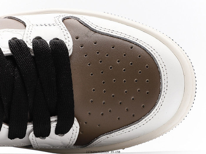 Sneakers W5338