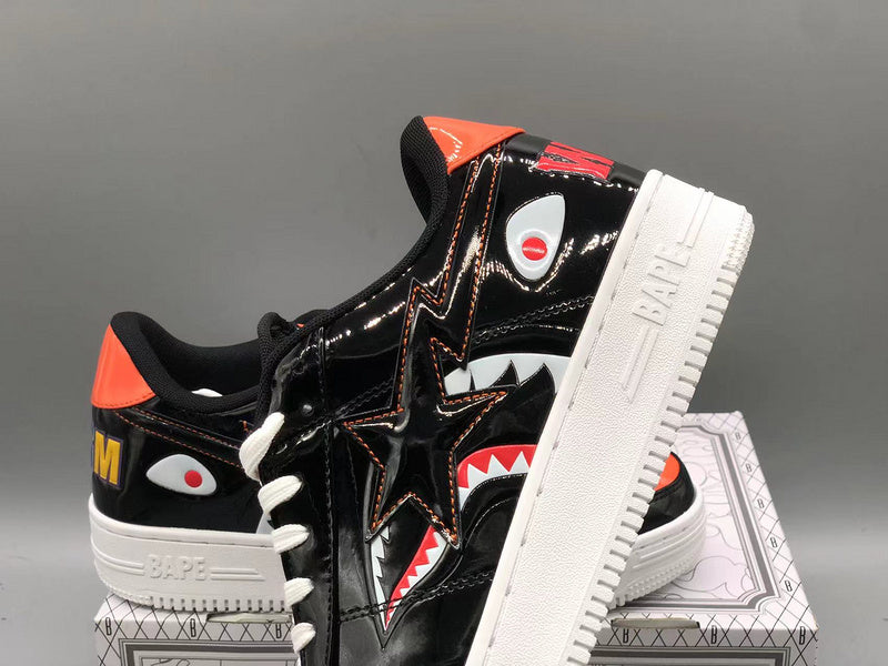 Black Orange Shark Graphic Sneakers F457564