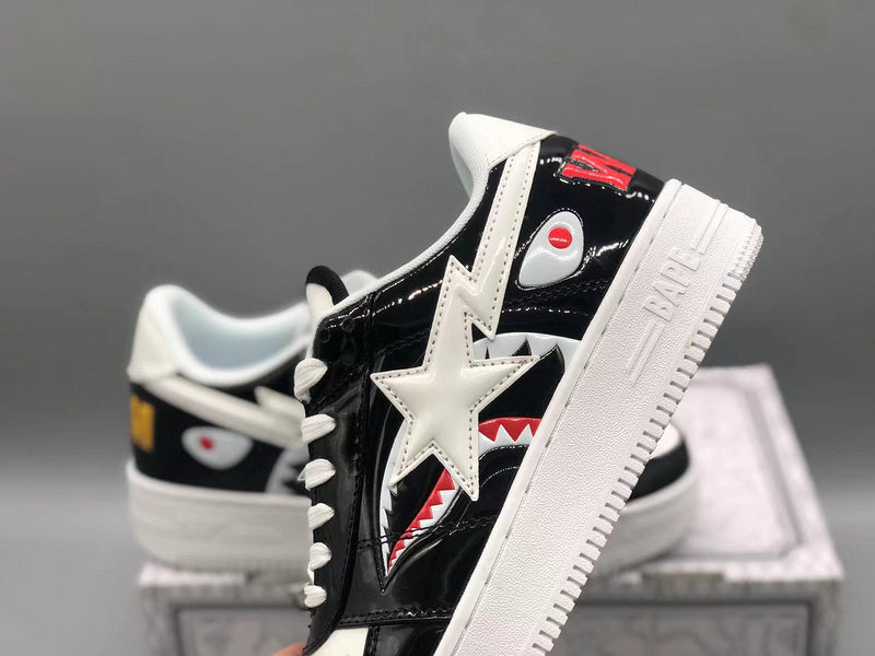Color Block Shark Black Sneakers X24599